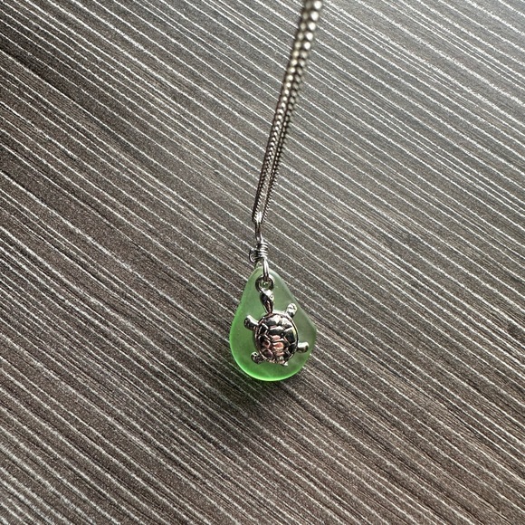 Sea glass necklace - Picture 8 of 9